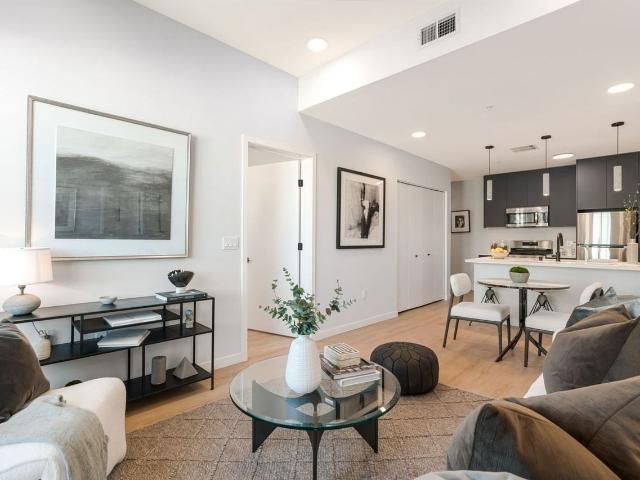 Apartment for rent in Harbor City, Canoga Park