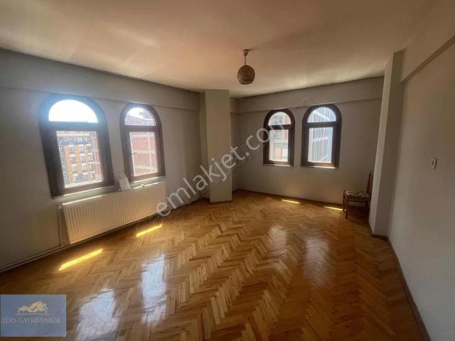 Kağithane, İstanbul içerisinde kiralık mülk