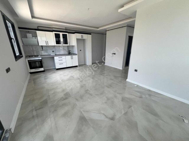 Yenişehir, Mersin içerisinde satılık mülk