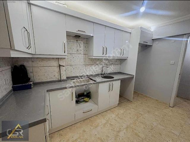 Karabağlar, İzmir içerisinde satılık mülk