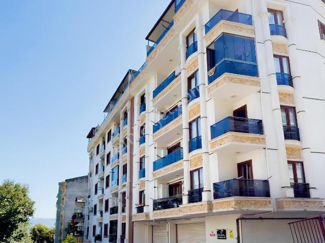 İzmit, Kocaeli içerisinde satılık mülk