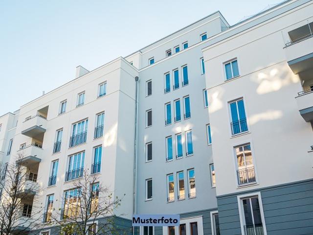 Mehrfamilienhaus kaufen in Leuchtenburg, Rastede