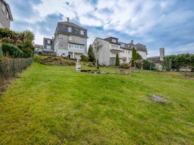 Mehrfamilienhaus kaufen in Rochollsberg, Radevormwald