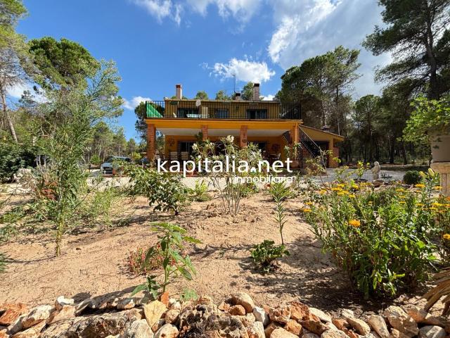 Casa en venta en la Vall d'Albaida, Valencia
