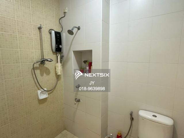 Shop for sale in Kuching