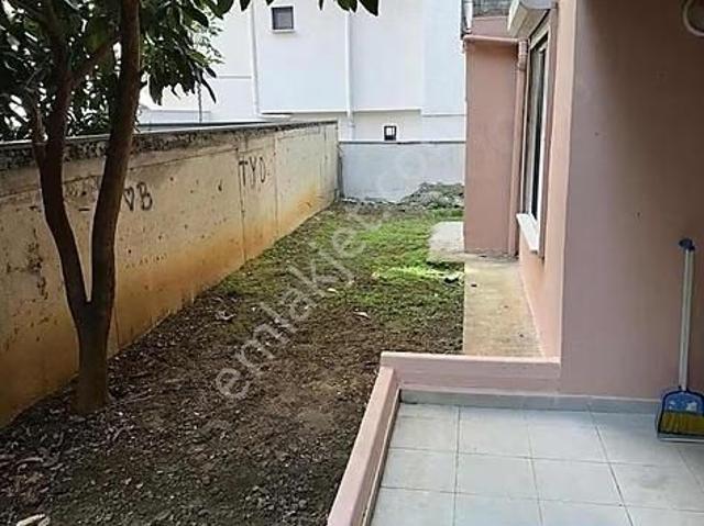 Suadiye Mahallesi, Kadiköy içerisinde kiralık mülk