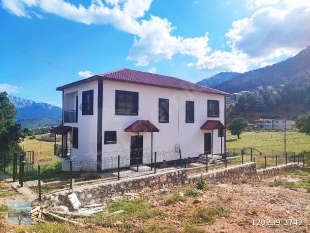 Yeni Konacık, Pozantı içerisinde satılık Villa