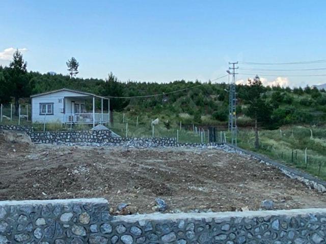 Eski Konacık, Pozantı içerisinde satılık Arsa