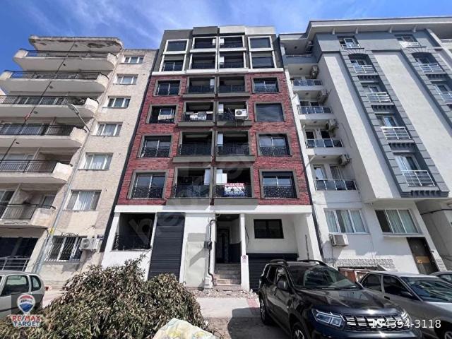 Karşiyaka, İzmir içerisinde satılık mülk