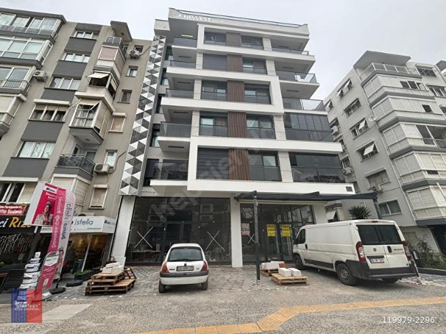 Karşiyaka, İzmir içerisinde satılık mülk