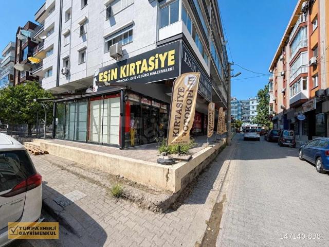 Karşiyaka, İzmir içerisinde satılık mülk