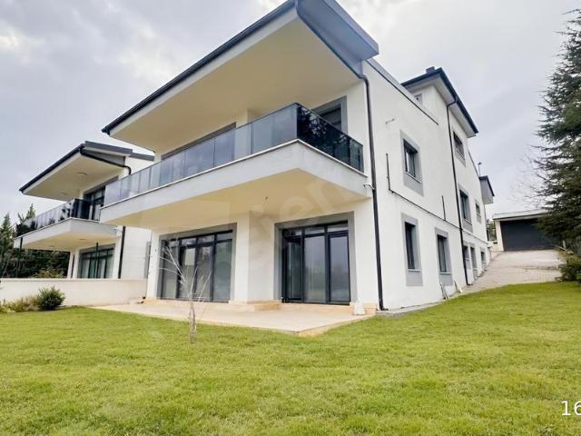 Ankara, Çankaya içerisinde satılık Villa