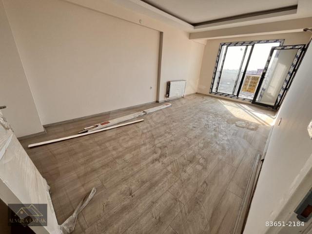 Dedebaşı Mahallesi, Karşıyaka içerisinde satılık mülk