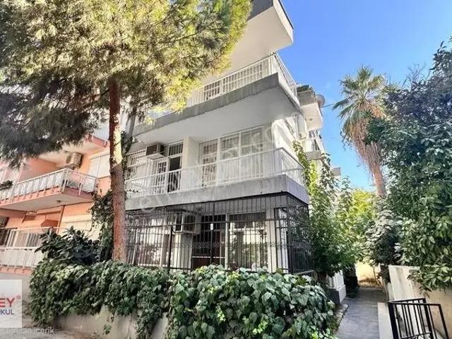 Donanmacı Mahallesi, Karşıyaka içerisinde kiralık mülk