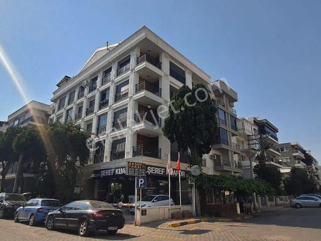 Karşiyaka, İzmir içerisinde satılık mülk