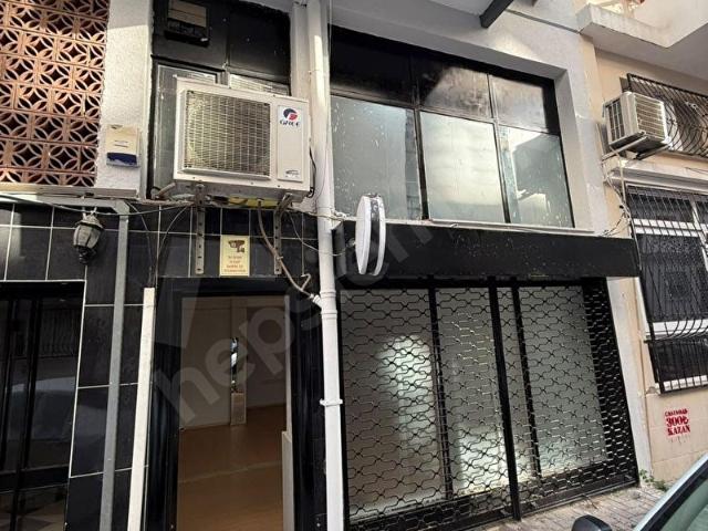 Karşiyaka, İzmir içerisinde satılık Ofis
