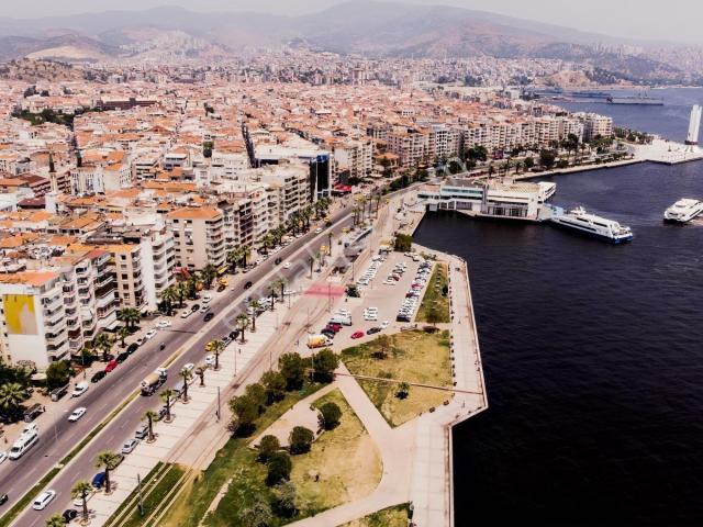 Tersane Mahallesi, Karşıyaka içerisinde satılık mülk