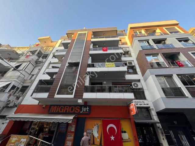 Karşiyaka, İzmir içerisinde kiralık mülk
