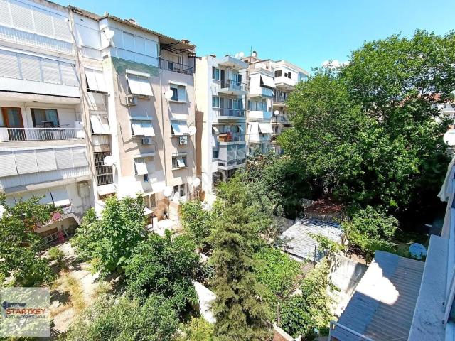 Karşiyaka, İzmir içerisinde kiralık mülk