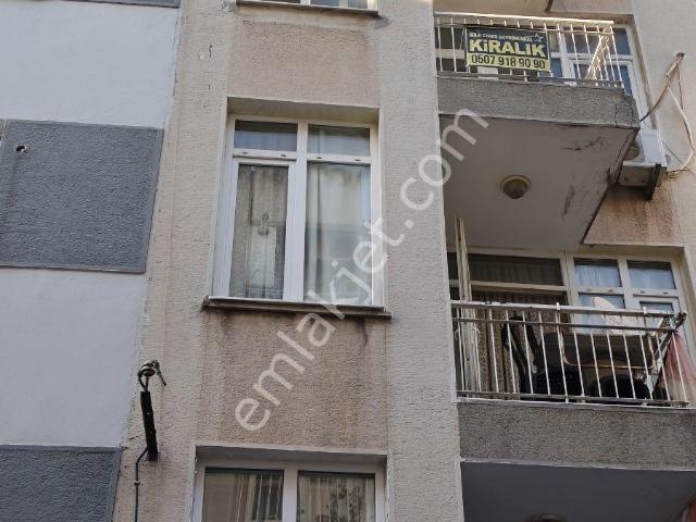Karşiyaka, İzmir içerisinde kiralık mülk