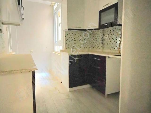 Karşiyaka, İzmir içerisinde kiralık mülk