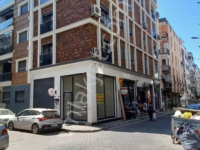 Karşiyaka, İzmir içerisinde kiralık mülk
