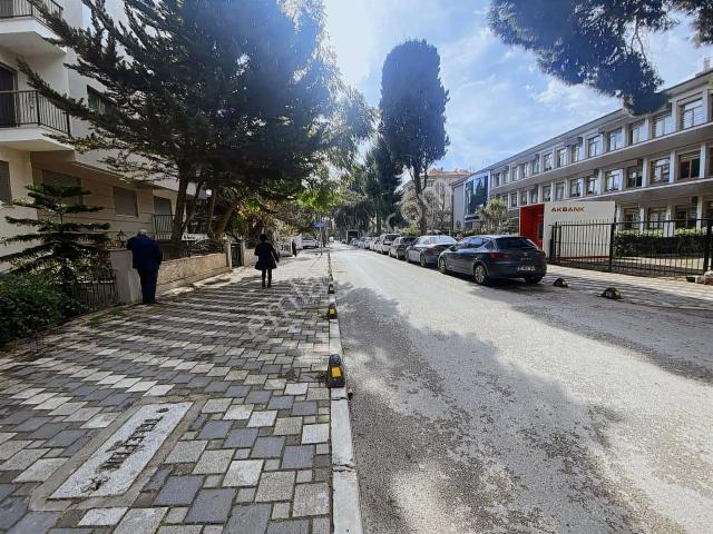 Karşiyaka, İzmir içerisinde satılık mülk
