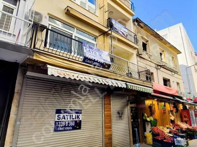 Karşıyaka Çarşı, Karşıyaka içerisinde satılık mülk