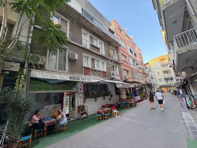 Karşiyaka, İzmir içerisinde kiralık mülk