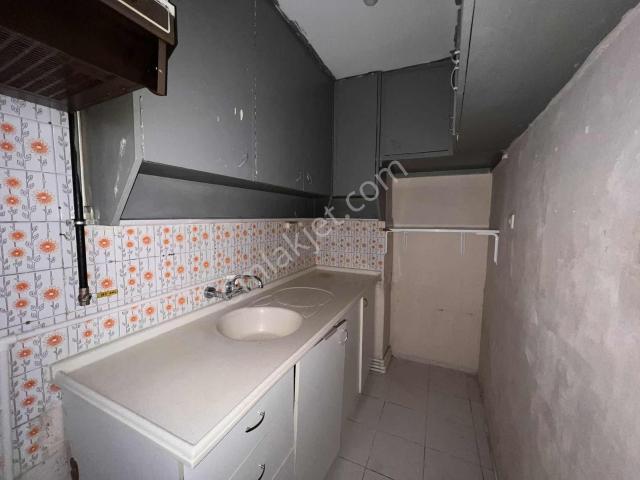 Karşiyaka, İzmir içerisinde satılık mülk