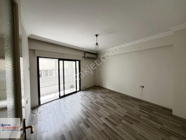 Karşiyaka, İzmir içerisinde satılık mülk