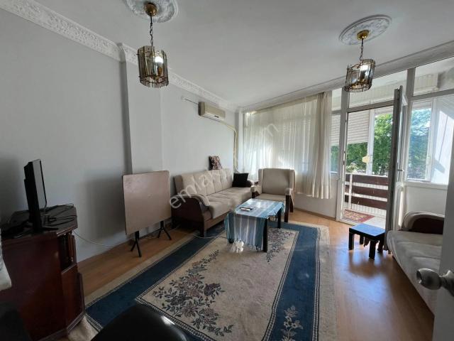 Karşiyaka, İzmir içerisinde satılık mülk