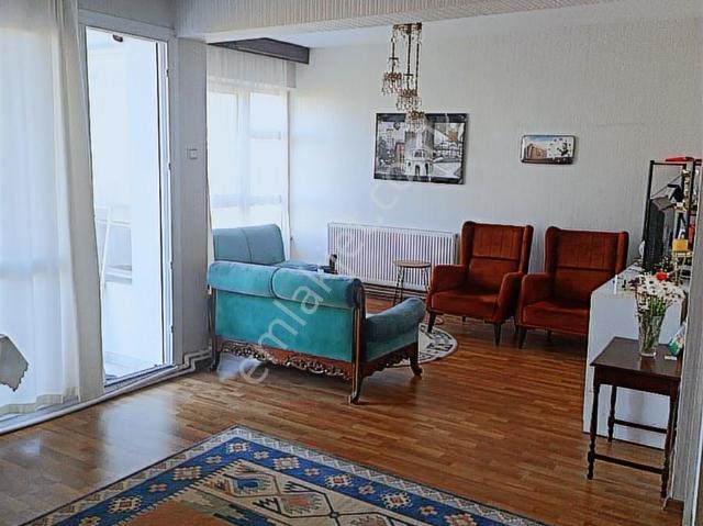 Karşıyaka Çarşı, Karşıyaka içerisinde satılık mülk
