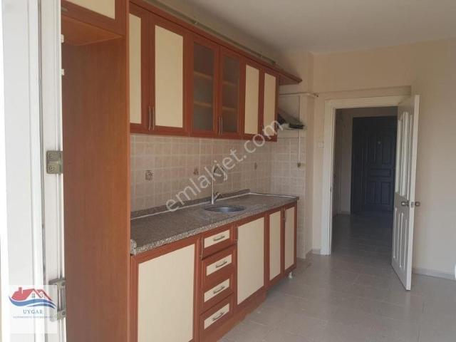 Atakent Mahallesi, Karşıyaka içerisinde kiralık mülk
