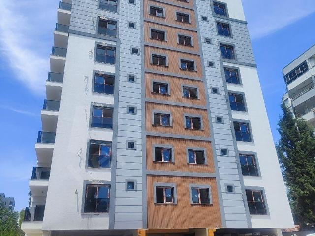 Karşiyaka, İzmir içerisinde satılık mülk