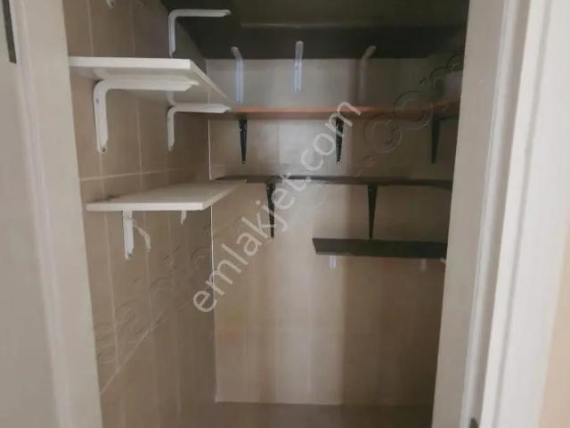 Yalı Mahallesi, Karşıyaka içerisinde kiralık mülk