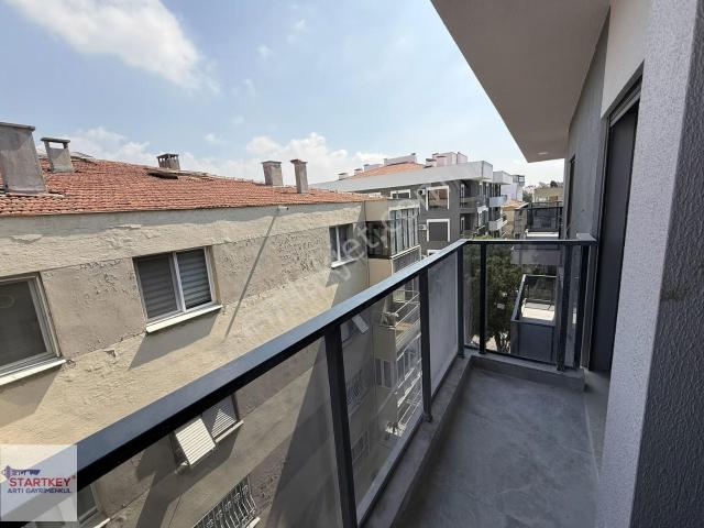 Karşiyaka, İzmir içerisinde satılık mülk