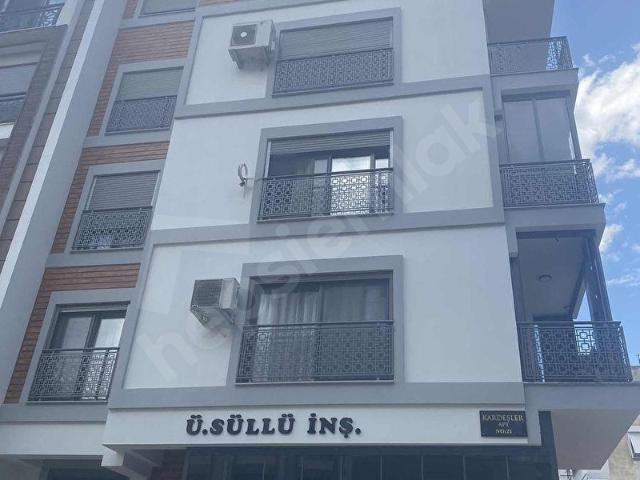 Karşiyaka, İzmir içerisinde satılık mülk