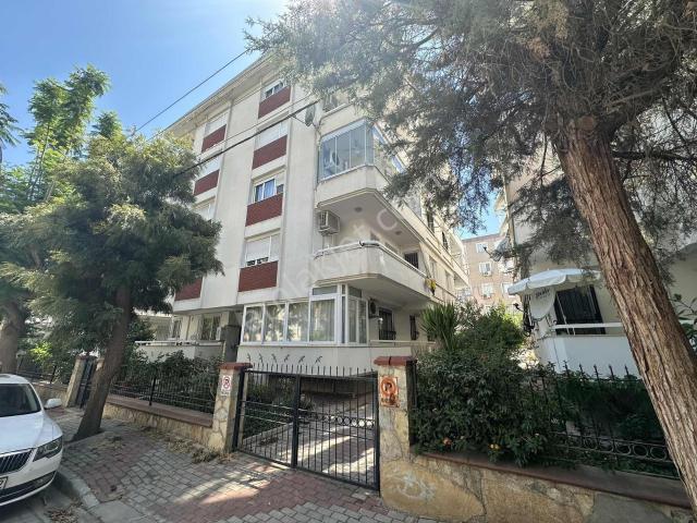 Bahçelievler Mahallesi, Karşıyaka içerisinde satılık mülk