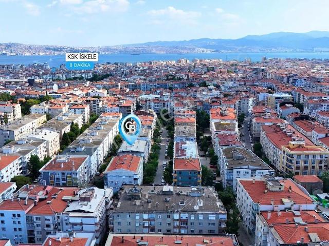 Karşiyaka, İzmir içerisinde satılık mülk