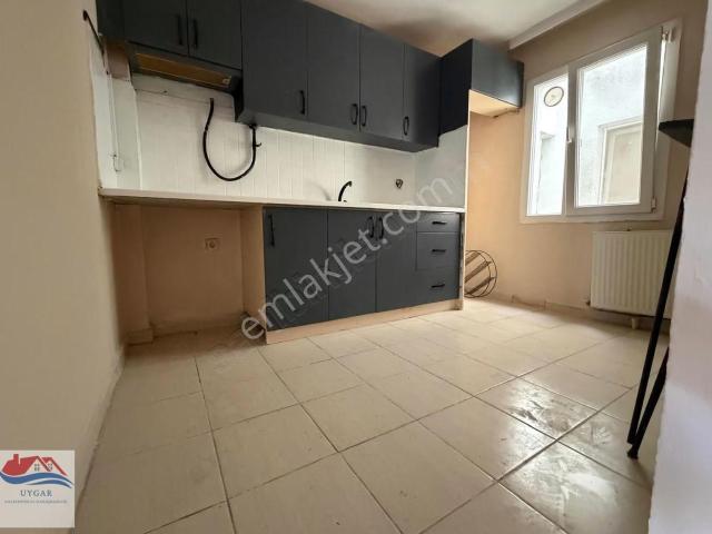 Karşiyaka, İzmir içerisinde kiralık mülk