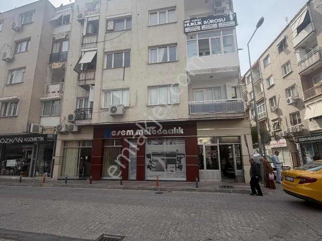 Karşiyaka, İzmir içerisinde kiralık mülk