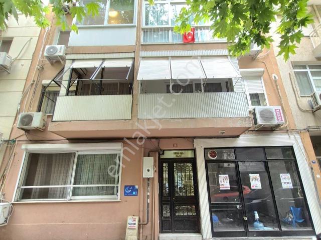 Karşiyaka, İzmir içerisinde satılık mülk