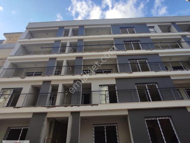 Karşiyaka, İzmir içerisinde satılık mülk