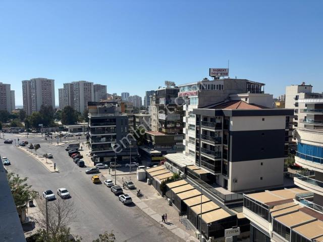 Karşiyaka, İzmir içerisinde kiralık mülk