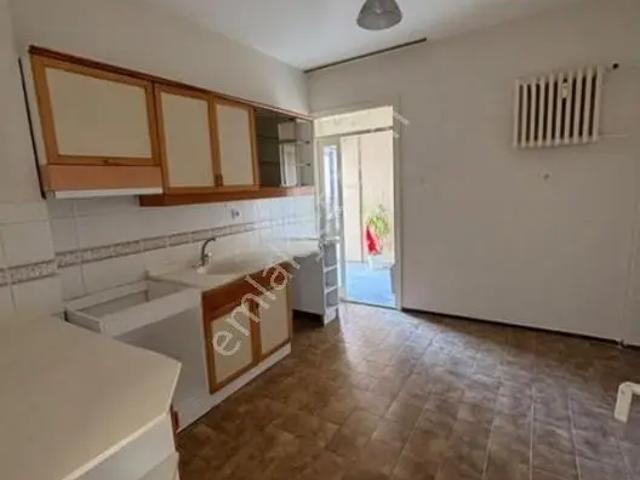 Yalı Mahallesi, Karşıyaka içerisinde kiralık mülk