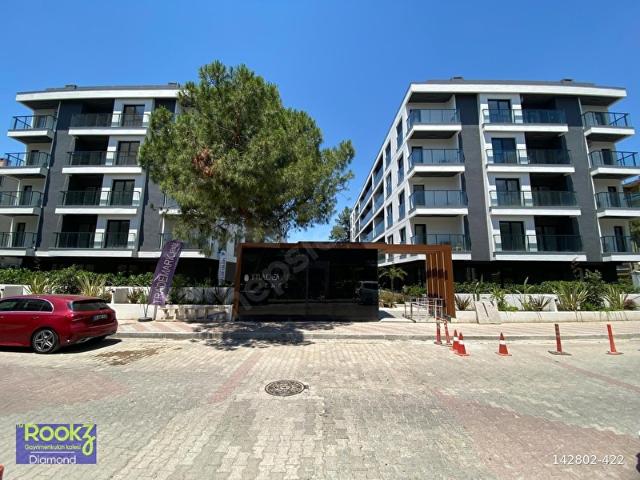 Karşiyaka, İzmir içerisinde satılık mülk