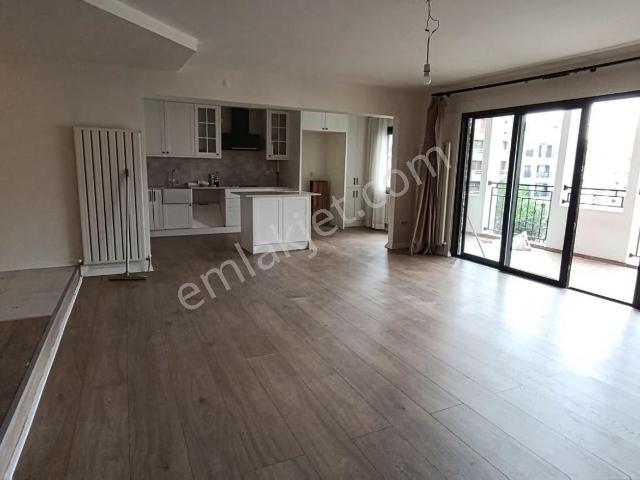 Karşiyaka, İzmir içerisinde kiralık mülk