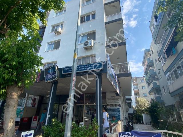 Karşiyaka, İzmir içerisinde kiralık mülk