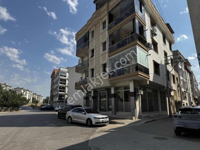 İzmir içerisinde kiralık mülk
